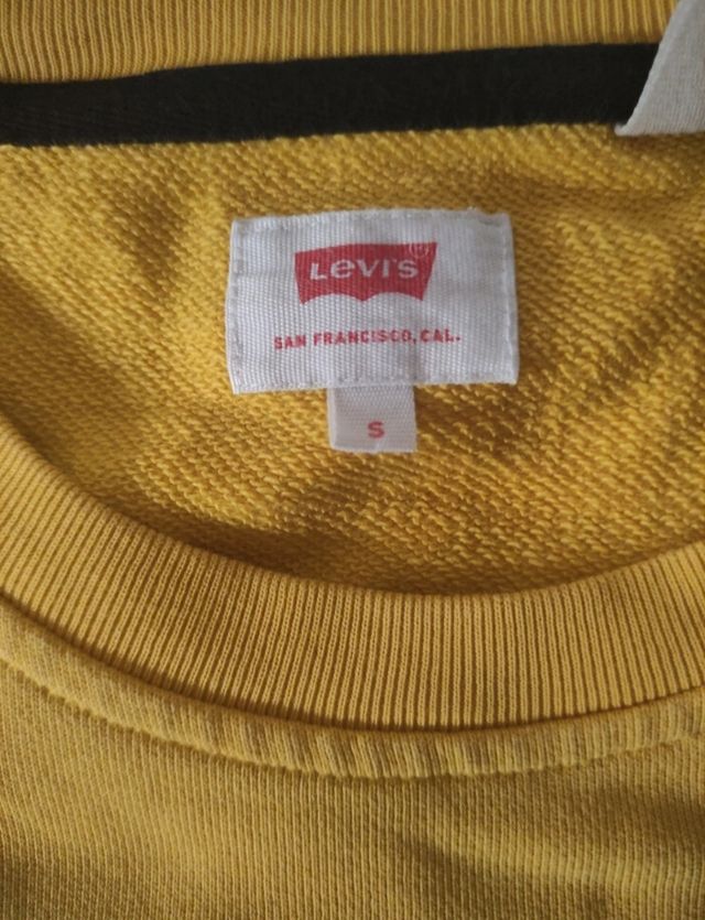 Sudadera Levis Pieced Crew Amarilla