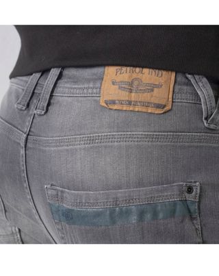 Petrol. Pantalón vaquero slim gris. W33 L34