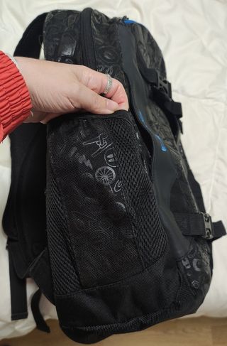 Mochila multiusos con capacidad y buen transporte 