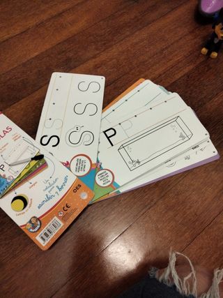 Libro para practicar letras mayúsculas