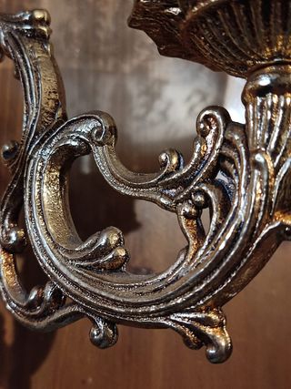 APLIQUE DE BRONCE CON DOS BRAZOS.