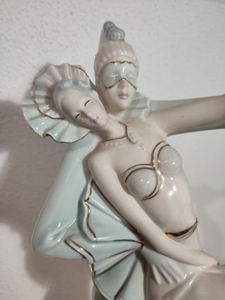 Figura Bailarines de Galos