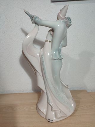 Figura Bailarines de Galos