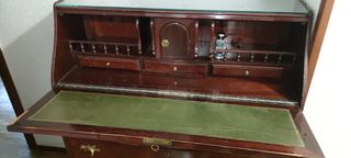 Bureau, escritorio, cómoda