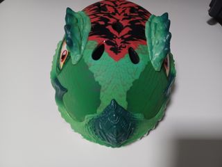 Casco dinosaurio  niño bici