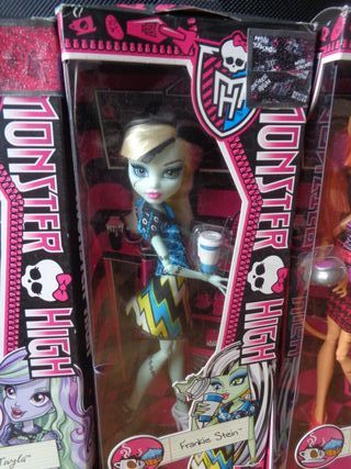 Monster High colección completa cafetería