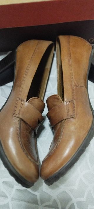Zapato tacón 6cm tipo mocasin en marron