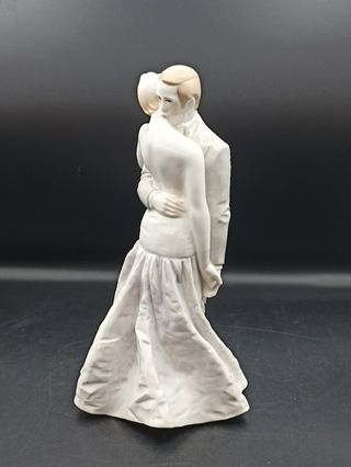 Figura Novios porcelana Algora