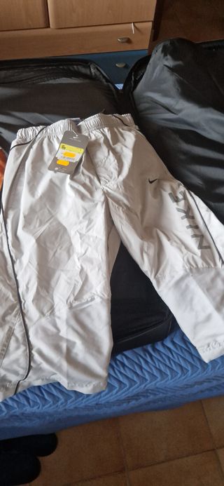Pantalón niño nike talla S 8 - 10 años
