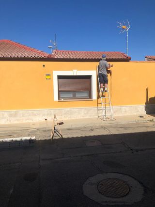 INSTALACIÓN DE CANALONES Y REPARACIÓN DE TERRAZAS