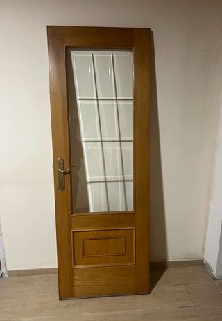 Puerta madera de cristal