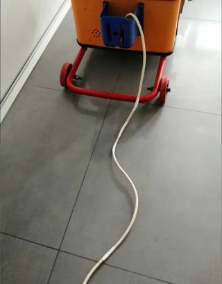 Caballo antiguo FEBER que funciona a monedas