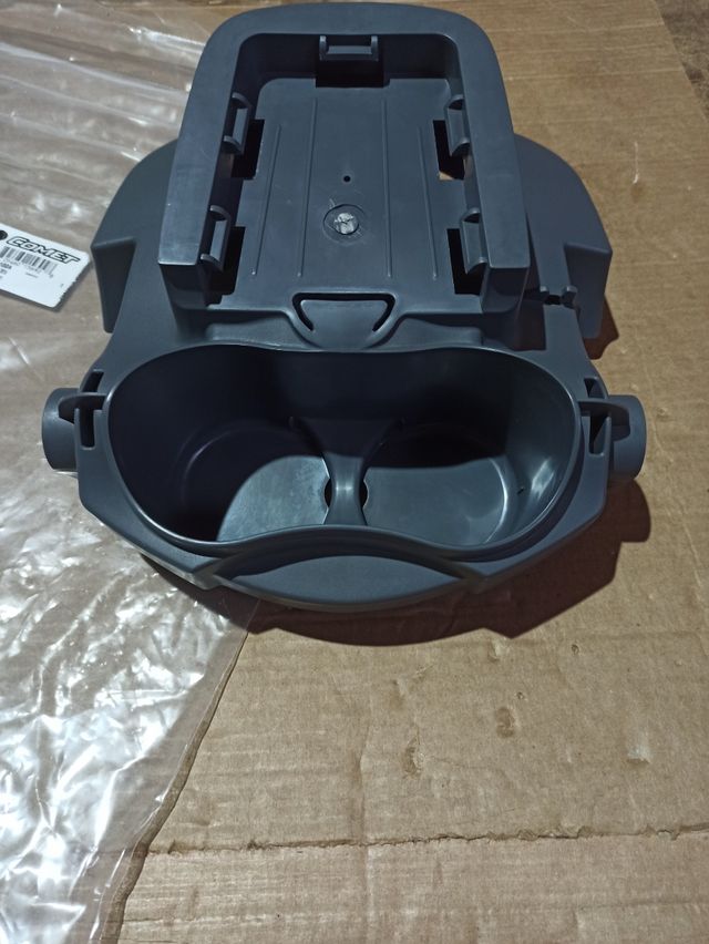 Carcasa, Pieza Comet