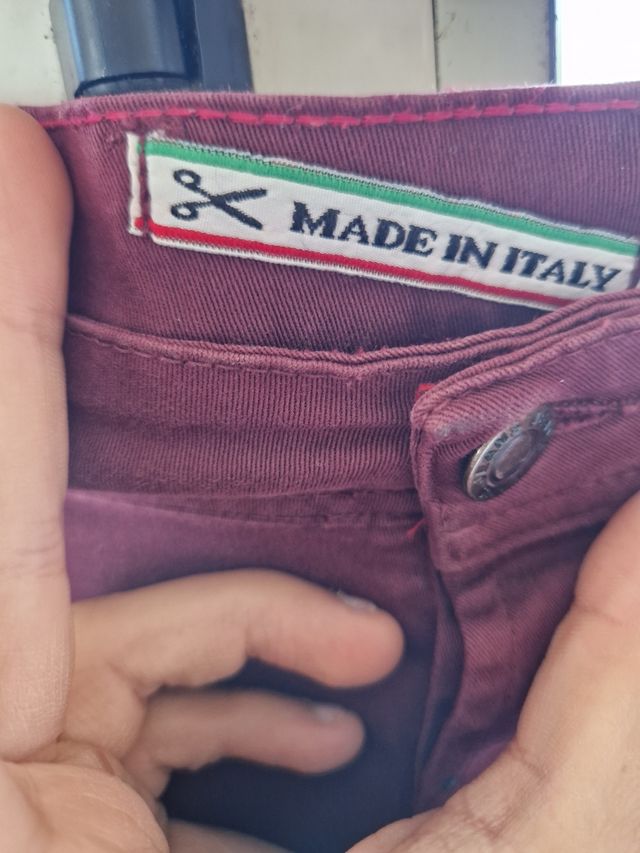 Pantalone con toppe eleganti