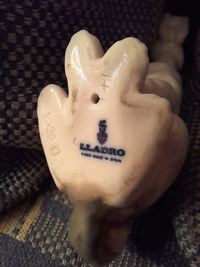 Statuina cane porcellana Lladró