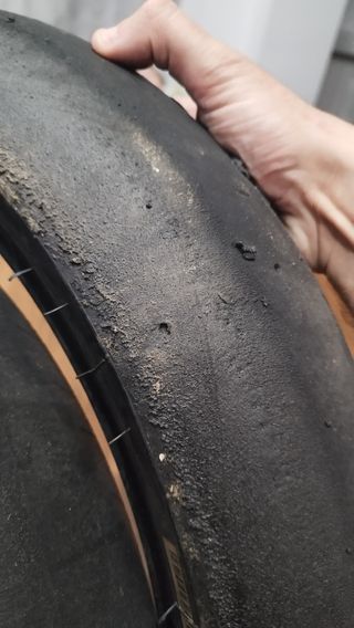 neumático Dunlop kr 2