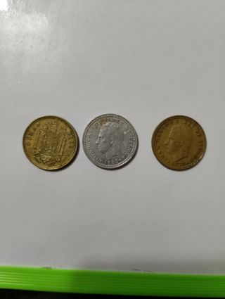 Monedas y billetes