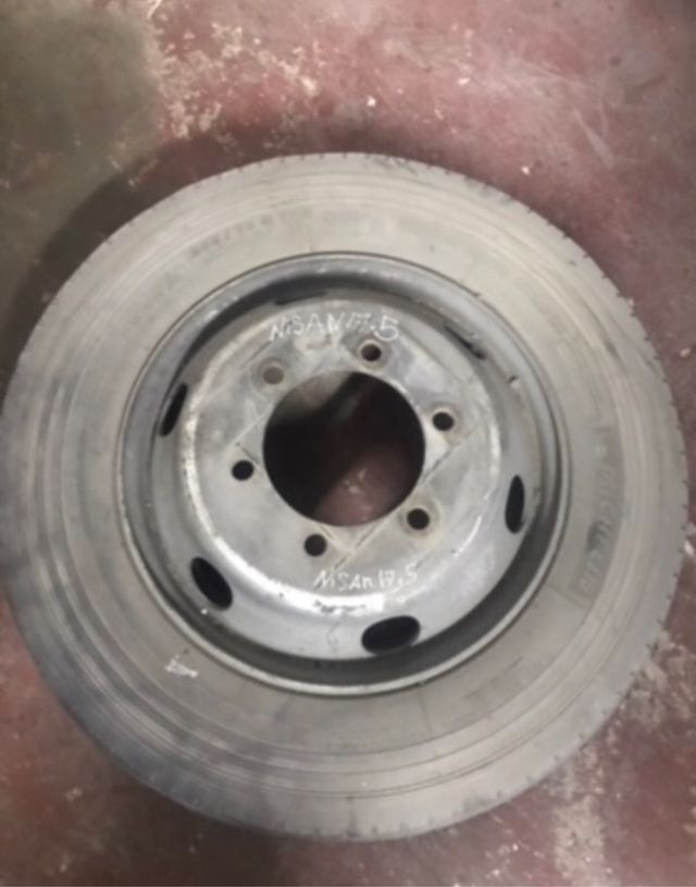 nissan atelon llanta de recambio