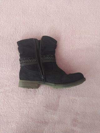 Botas de niña