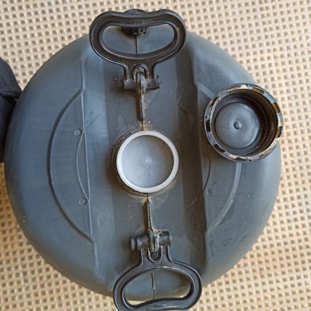 Bidones de 65L y de 25L