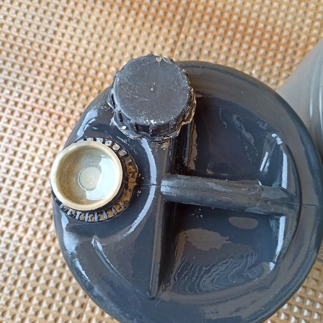 Bidones de 65L y de 25L