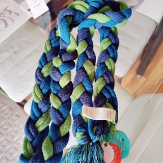 Bufanda trenzada nueva