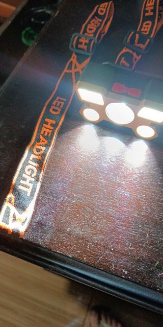 LUZ 5 LEDS PARA CABEZA