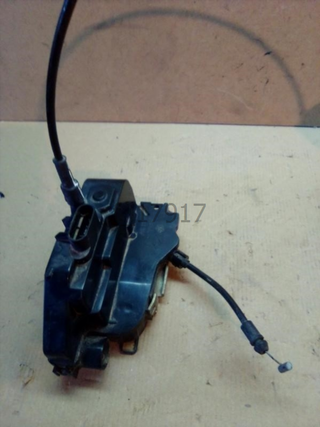 Cerradura puerta delantera derecha Renault f_17917