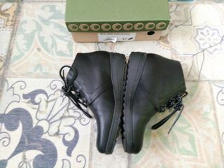 Botines negros Kaola