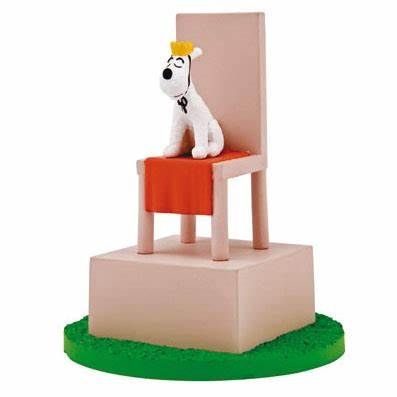 TINTIN MILOU TRONE COFFRET SCENE PLASTIQUE