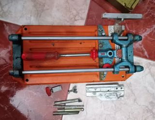 Cortador de azulejos "Rubí"