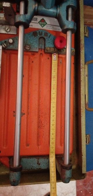 Cortador de azulejos "Rubí"