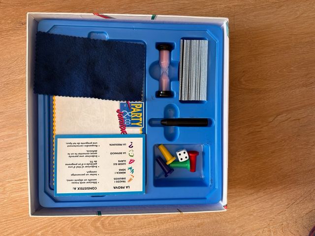 Party & Co Junior en Catalán