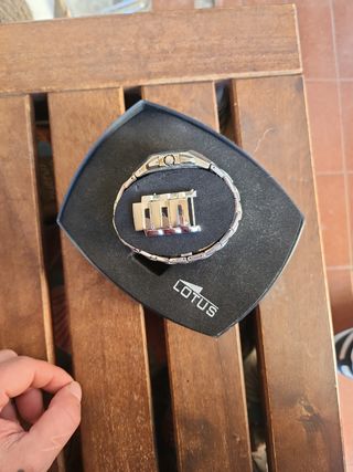 Lotus Shinny como nuevo.