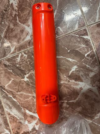 Protector de cubierta de horquilla