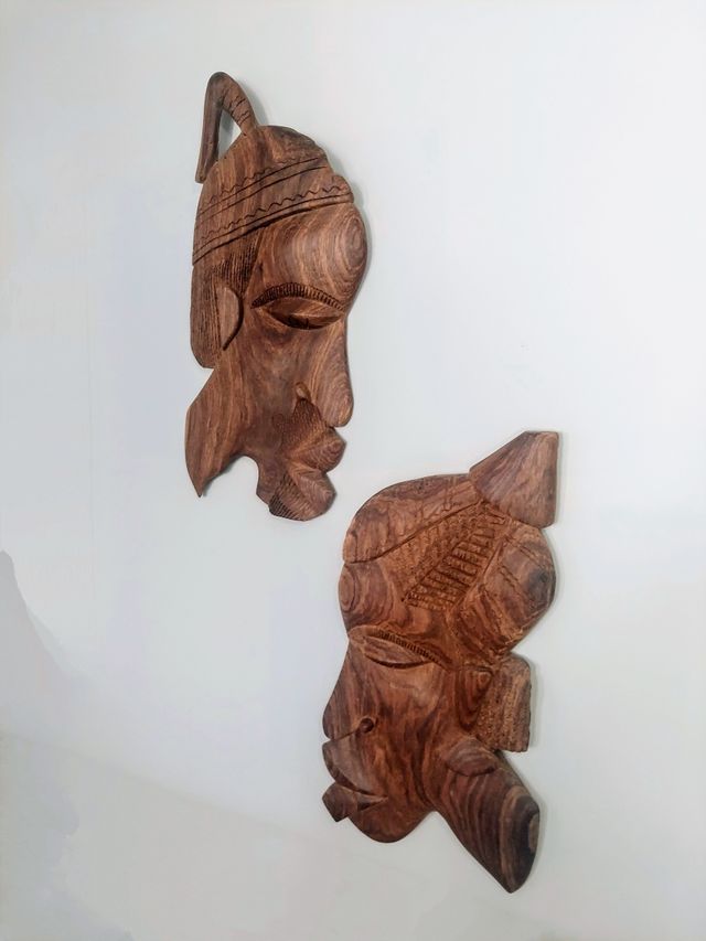 OFERTA! African Handcarved man and woman -