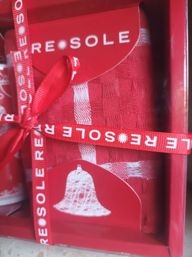 Set natalizio tazza e salvietta