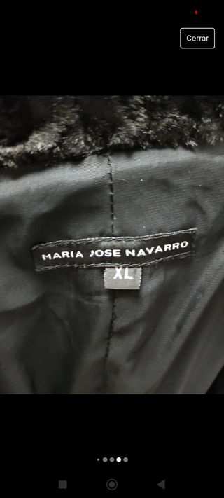 Abrigo negro de astracán sintético