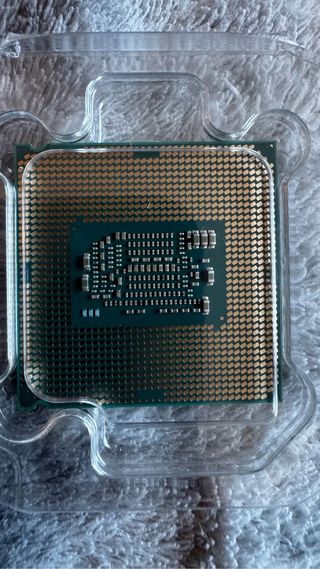Procesador intel core i3-9100F 3.6GHz y disipador