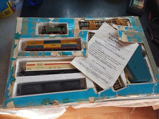 Antiguo tren maqueta electrotren 