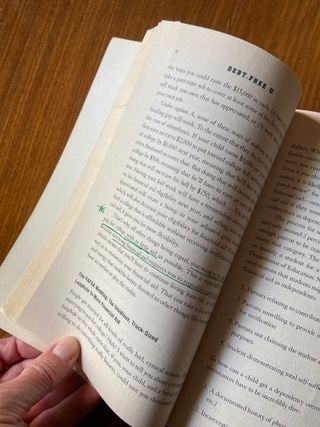 "Debt Free" libro en inglés de Zac Bissonnette