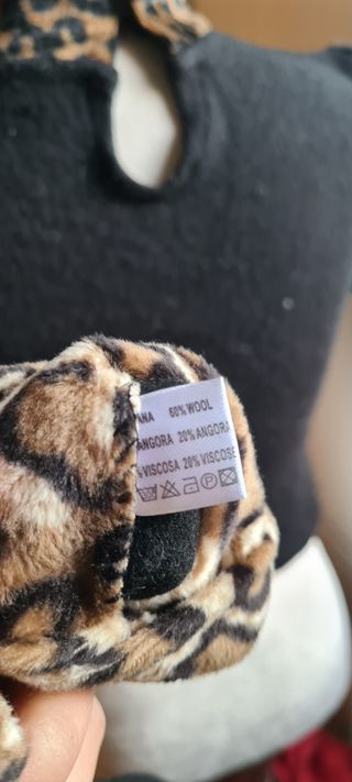 top nero e guanti leopardati vintage lana