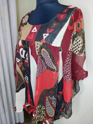 Blusa tejido fluido estampada