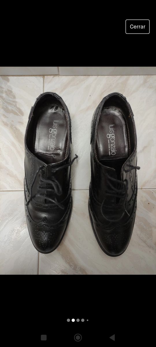 Zapatos cordones negros tacón bajo