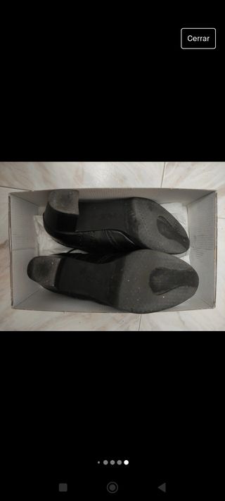 Zapatos cordones negros tacón bajo