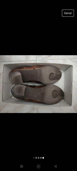 Zapatos cordones marrones tacón bajo