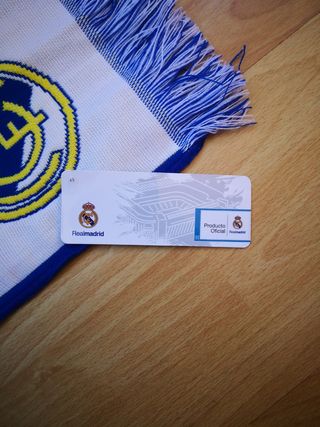 Anuarios Dinámico + bufanda + pins