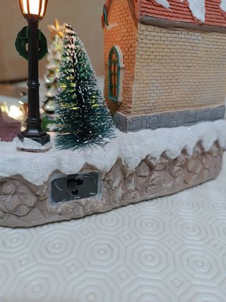 Casetta di Natale luminosa.