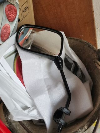 Vendo espejo moto.