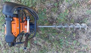 Ahoyadora, taladro de tierra Stihl BT 131